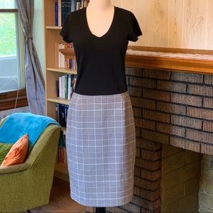 T. Tahari Plaid Pencil Skirt